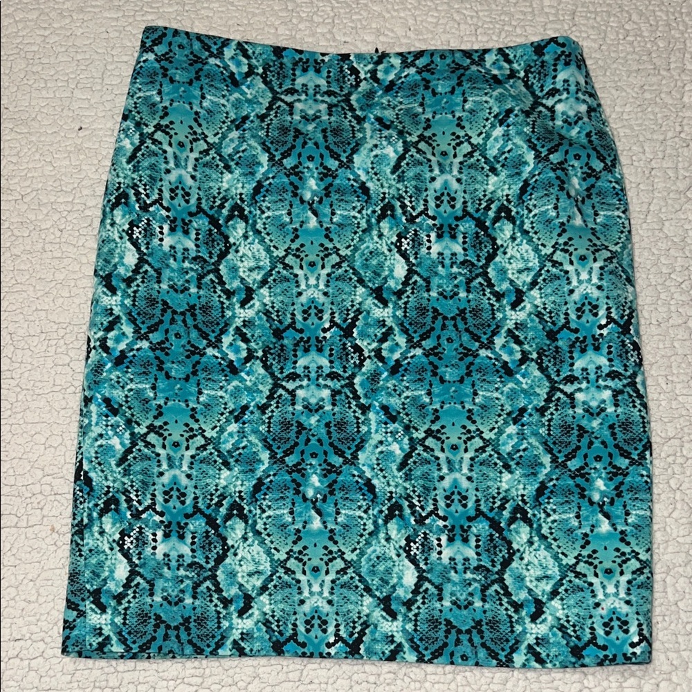 Liz Claiborne Aqua and Black Patterned Pencil Skirt